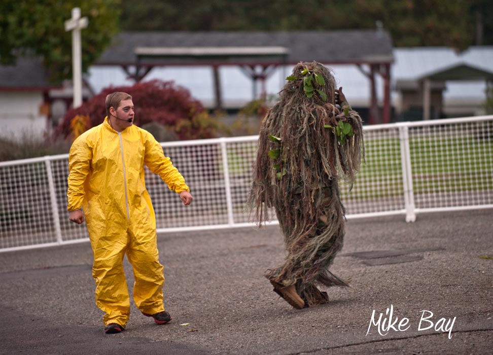 Haunted-Fairgrounds-Cast-2013-10-19-D3-by-Mike-Bay-061-A