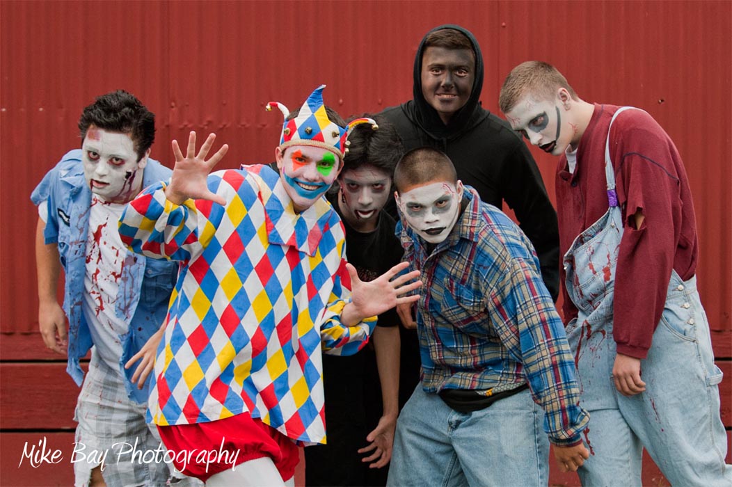 Haunted-Fairgrounds-Cast-2013-10-25-by-Mike-Bay-004-A