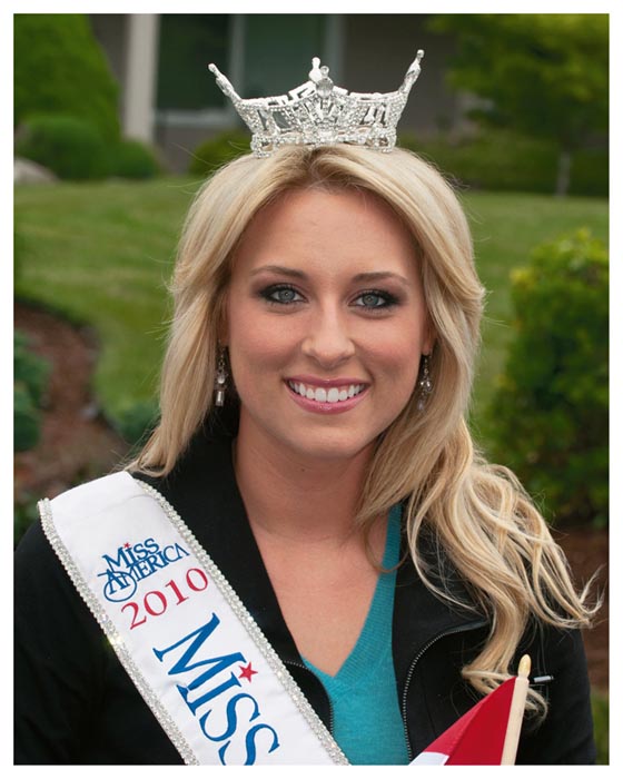 Z-Viking-Fest-216-05-21-2011-by-Mike-Bay-Miss Washington Jacquie Brown