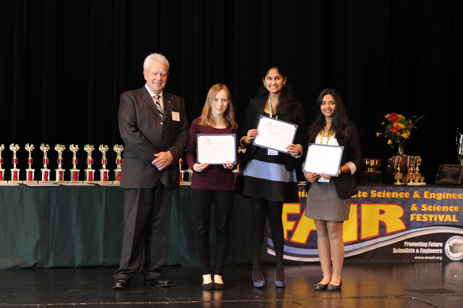 Science Fair 2016-04-02 by Mike Bay D3S  580